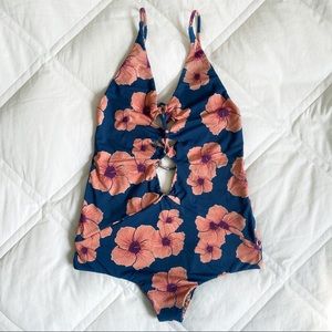 ❌SOLD❌Acacia Hibiscus Kokomo